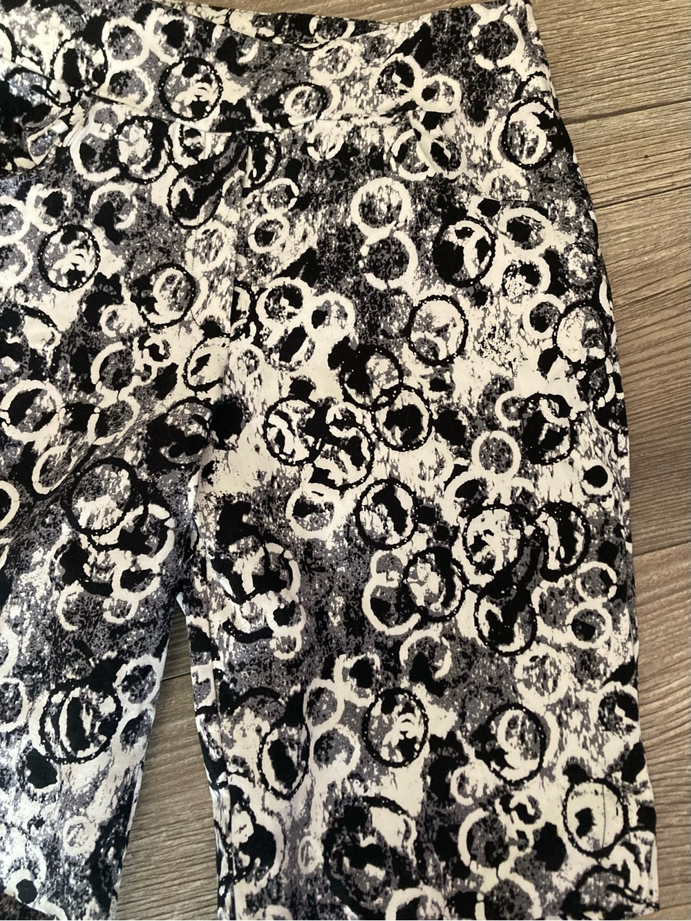 Black & White Abstract Print Jean Shorts for Women